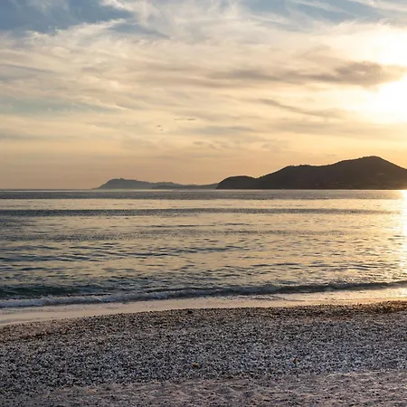 别墅 5 Etoiles Vue Sur Les Iles D'or Sea And Mountain Pleasure Vue La Californie *